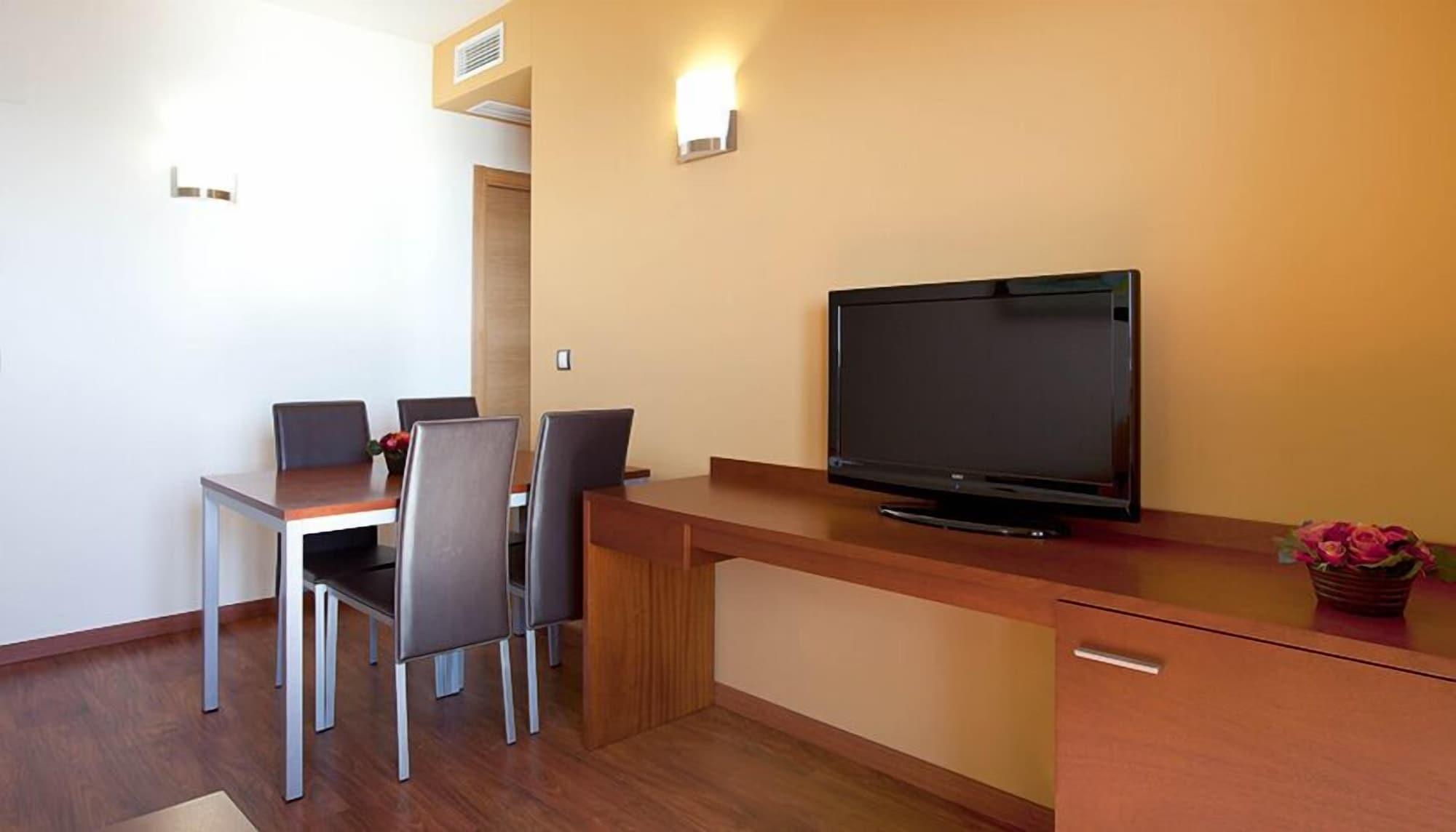 โอเทล มาซากอน Hotel ภายนอก รูปภาพ