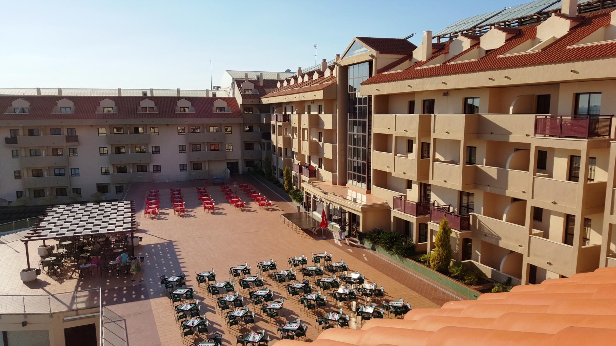 โอเทล มาซากอน Hotel ภายนอก รูปภาพ